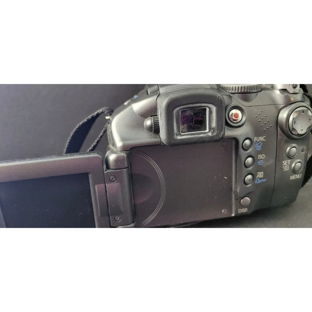 Vintage Collectible Canon PowerShot S3 6.0-megapx bridge digital Camera Photogra